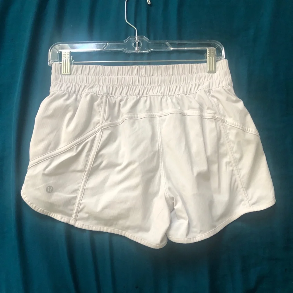 lululemon athletica White Women's Athletic Running Shorts Size 8